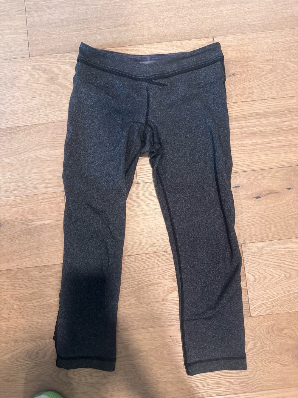 lululemon athletica Women's grey Capris